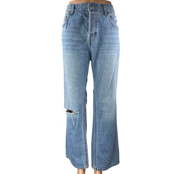 H&M Women's Blue High Rise Distressed Straight Bootcut Flare Denim Jeans Size 10 - Picture 1 of 5